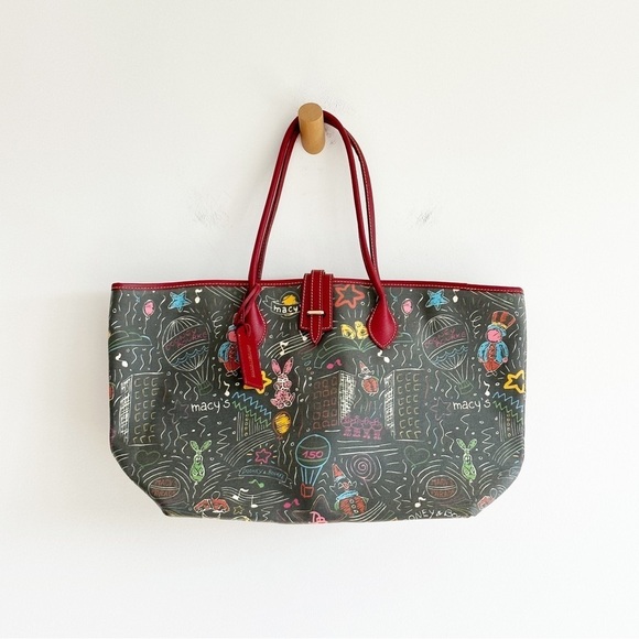 Dooney & Bourke Macy's Day Parade Black East West Large Tote/Shopper Bag - Picture 1 of 16